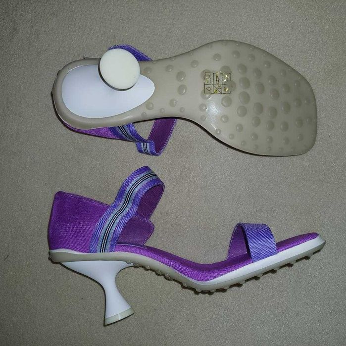 Sandale Jeffrey Campbell