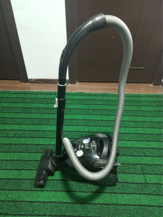 Пылесос Artel 1600W