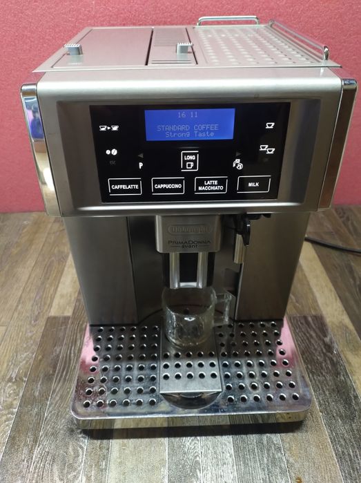 Кафеавтомат Delonghi Primadona