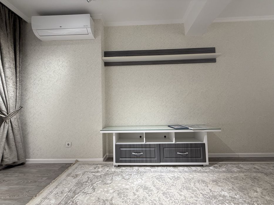 Тумба под телевизор