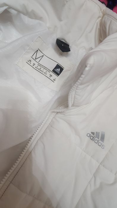 Куртка Adidas оригинал М 46 рр одета пару раз!