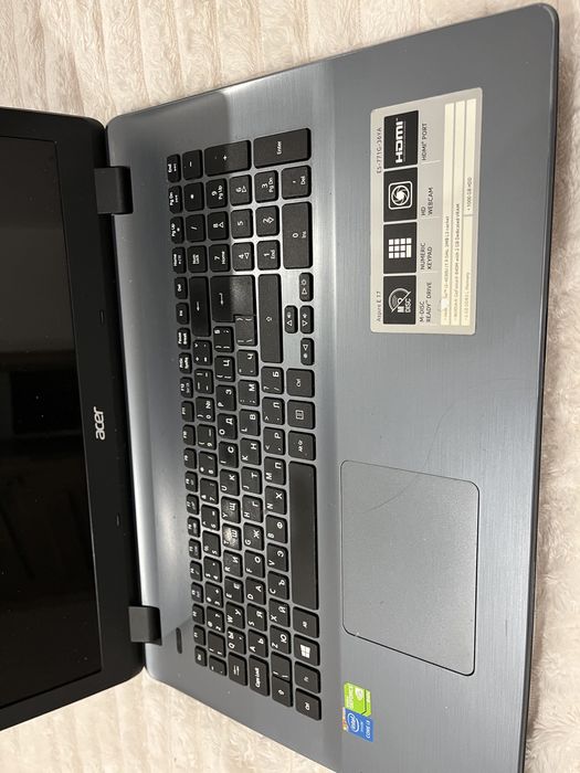 Лаптоп ACER - intel core i3 с чанта