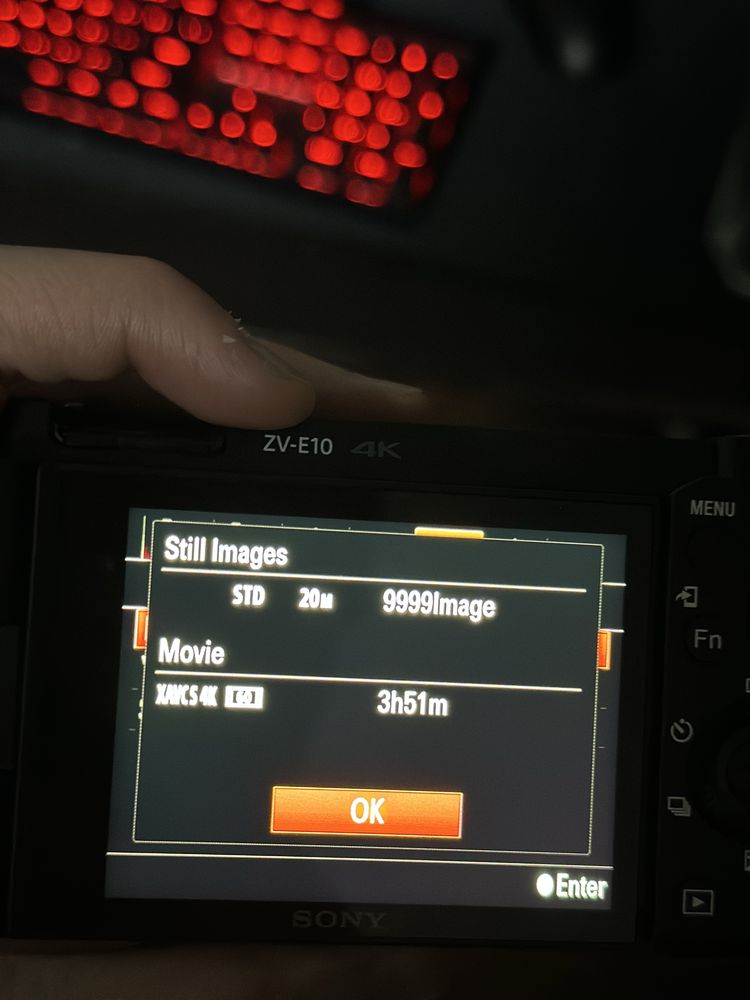 Sony ZV e10 4K l 128Gb l Viltrox lens
