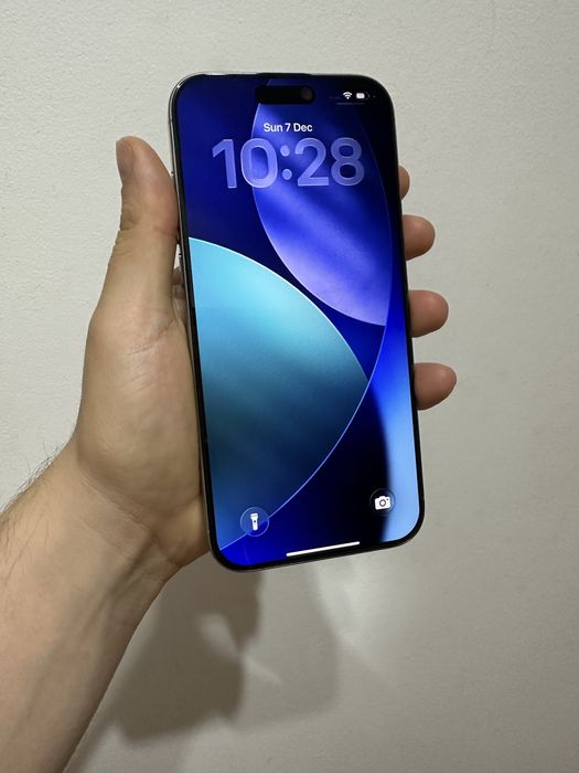 Vand/Schimb iPhone 16 pro max 512 exact ca nou 160 cicluri - Garantie