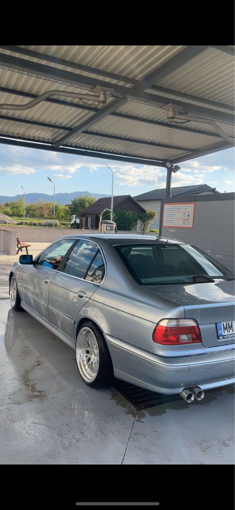 Vand sau schimb bmw e39 2.5i