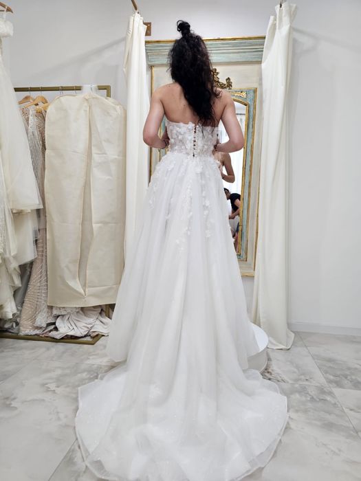 Vand rochie de mireasa