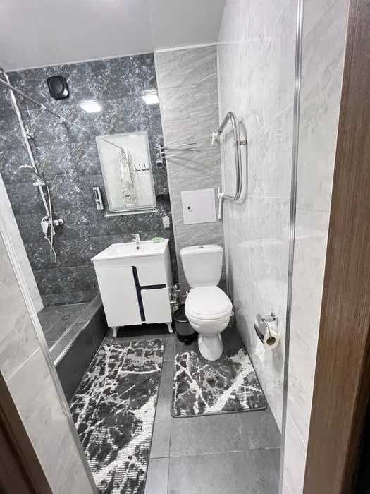 Сдаётся квартира ТЦ Парус 2-ком/2/5 ро-н Чиланзар-7 кв 101*