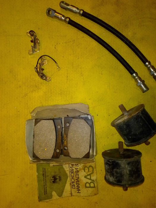 Накладки, маркучета, тампони и чукче за ВАЗ Лада