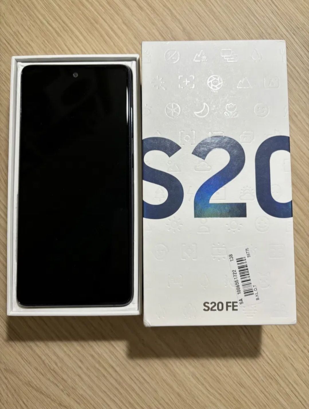 Samsung S20 FE 8/128gb 5g 120Hz телефон сотовый Самсунг