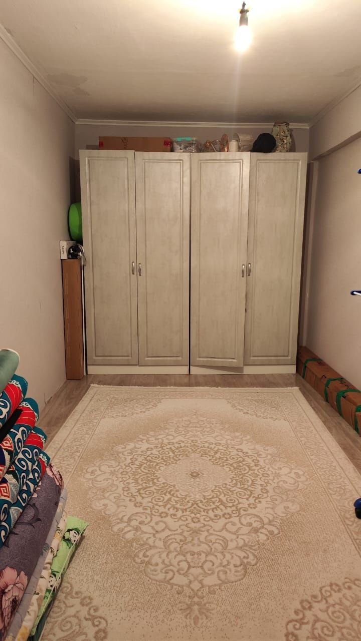 Продаётся 2-х комнатная,1 мкр-34