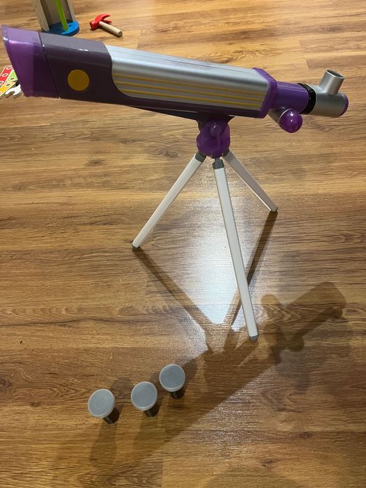 Детски телескоп с трипод