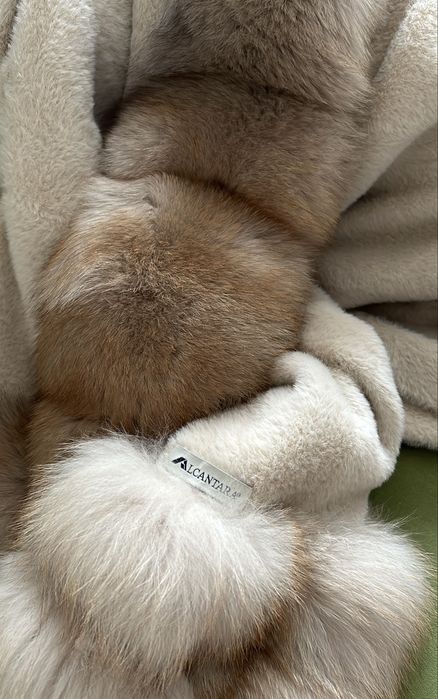 Vand Cardigan cu blanita
