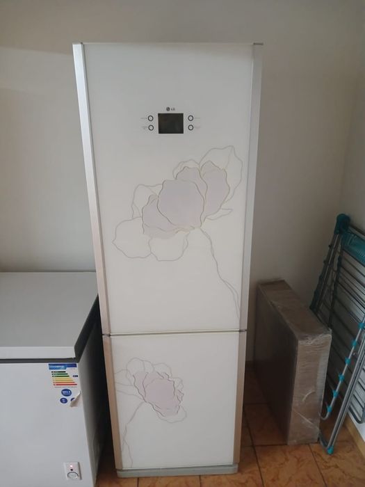 Холодильник сатылады