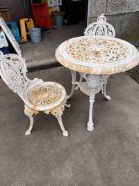 Френски градински столове и маса от чугун