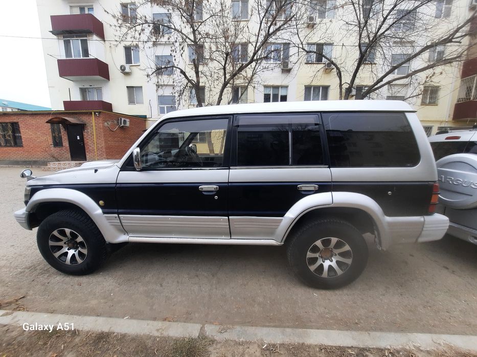 Машина пождеро 2 поколение