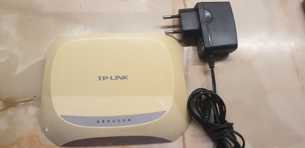 Няколко Рутера  Tp-link TL- WR720N