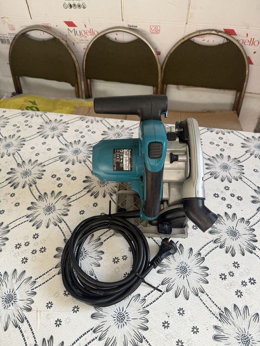 Потапящ ръчен циркуляр Makita SP6000, 1300 W, Ø 165 мм