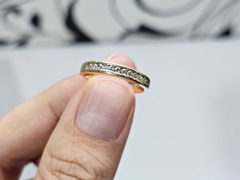 ПРОДАМ Золотое Кольцо 585 Пробы / 3.58 Грамма / Размер кольца 18