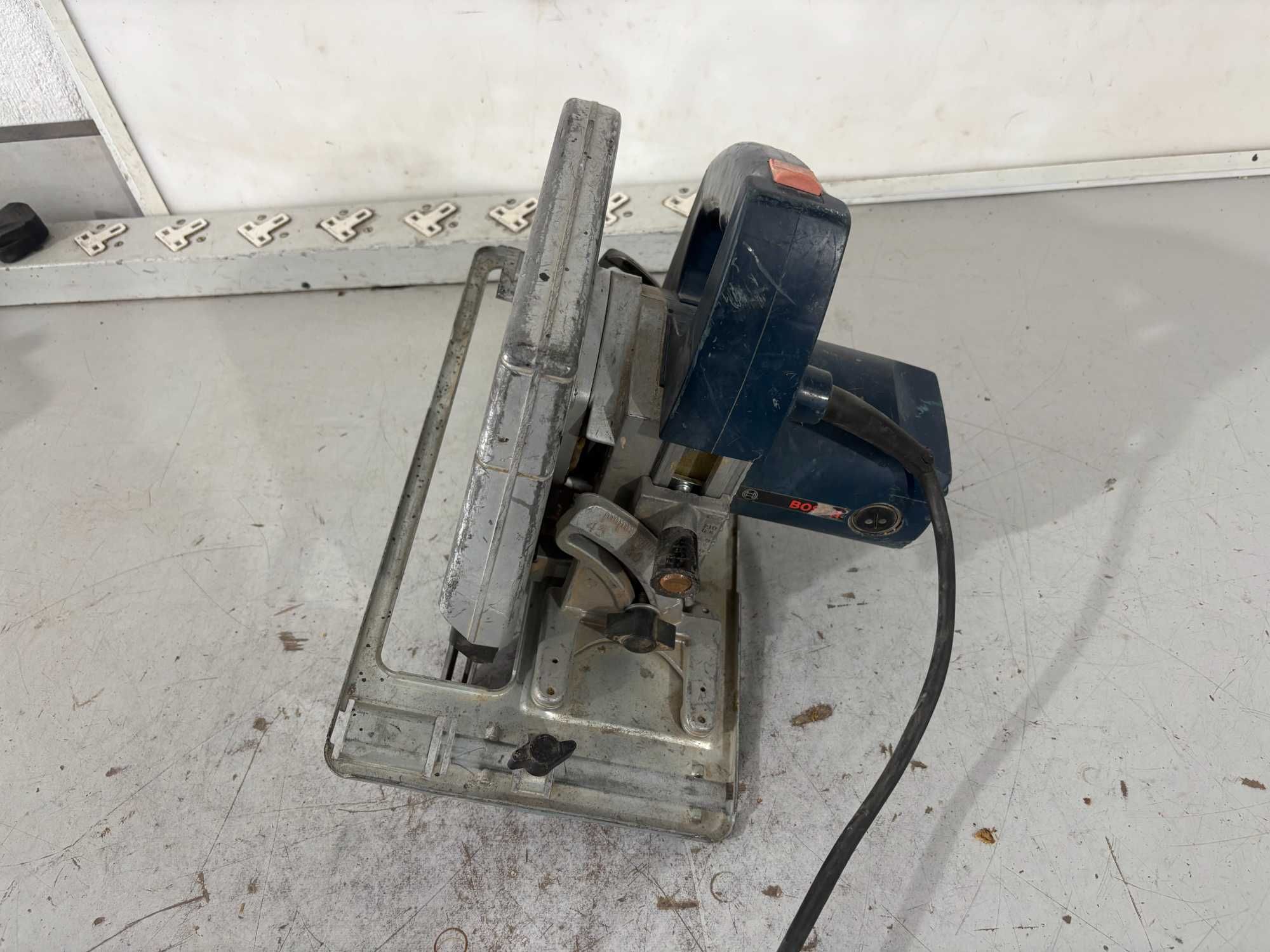 Ръчен циркуляр - Bosch 1700W / 110V