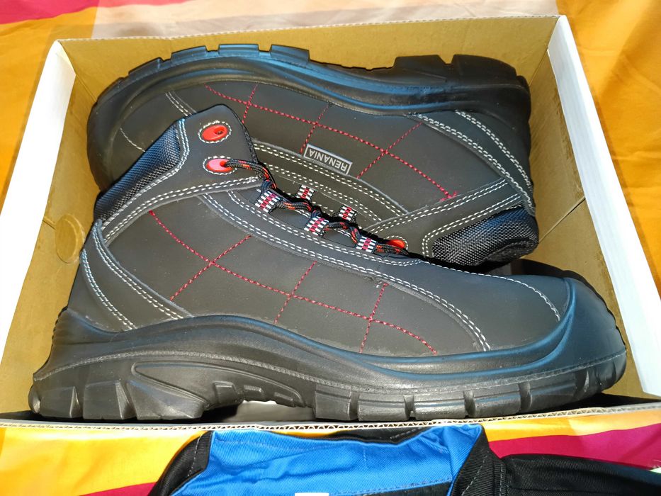 Salopeta si ghete de protectie