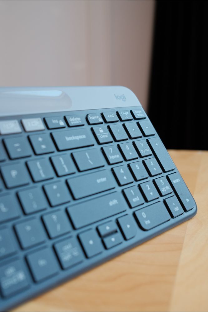 Logitech K580 безжична клавиатура