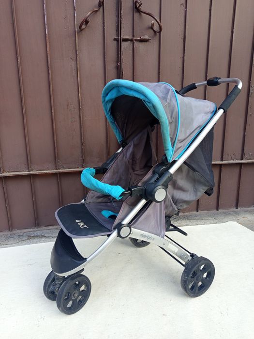 Детская каляска . Срочно .