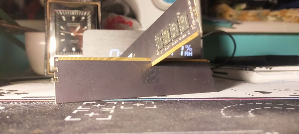 ОЗУ 8 Гб (2х4) 2400 МГц