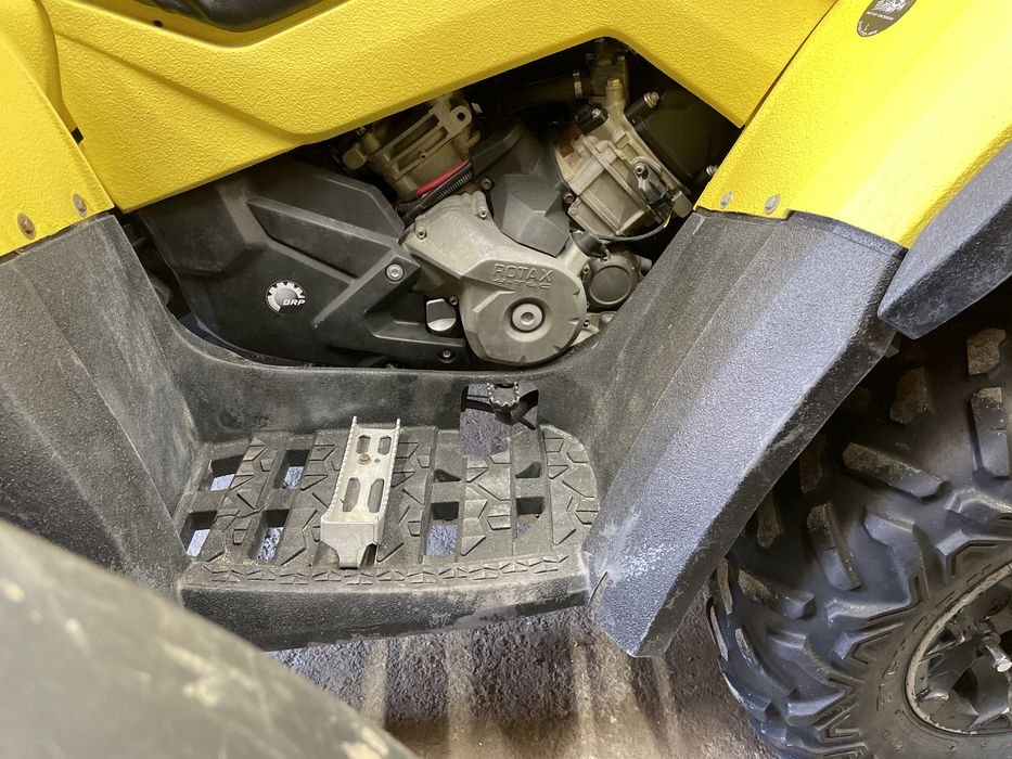 Can am outlander 800R 4x4