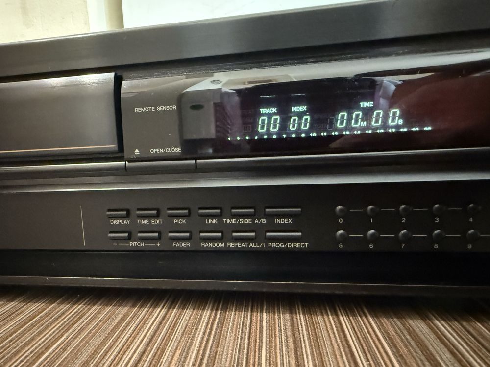 Denon DCD-2560 качествен Player