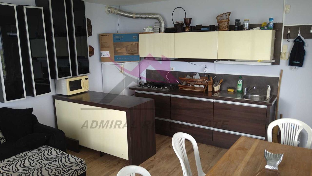 Дава се под наем Къща в к.к. Златни пясъци - 70 кв.м за 700 € - Снимка #4