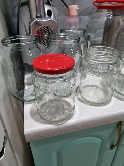 Банки стеклянные чистые, новые.