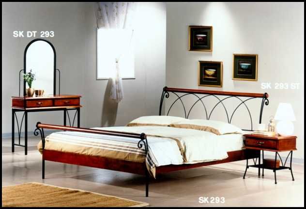 Продам кровать кованная с элементами красного дерева Малайзия