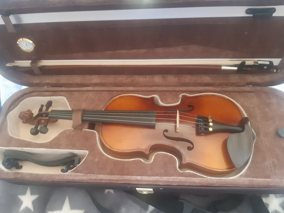 Продам скрипку  скрипку