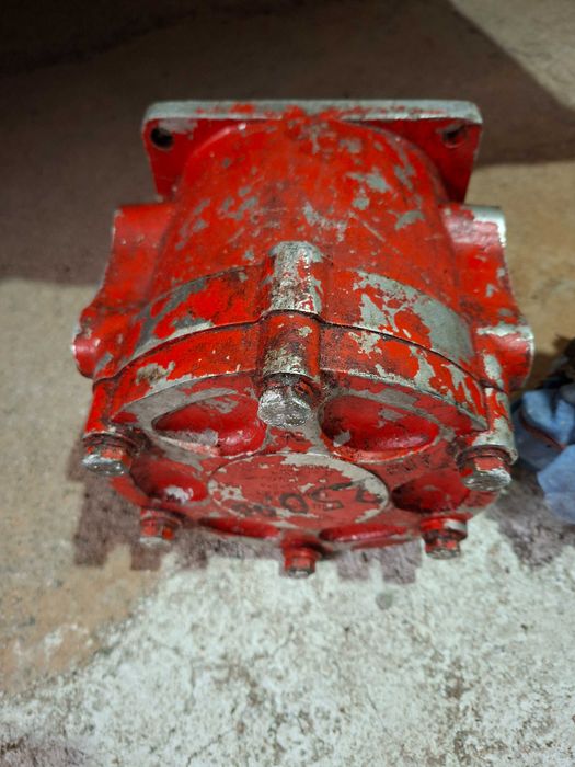 Хидравлична помпа и компресор за болгар