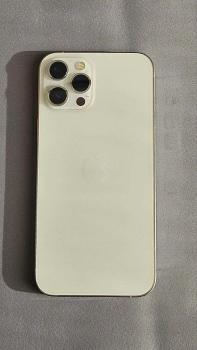 iPhone 12 ProMAX 128 GB Silver.