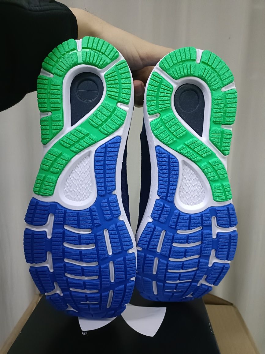 Under Armour Hovr Sonic 5 номер 45 код 12A