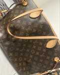 Geanta Louis Vuitton
