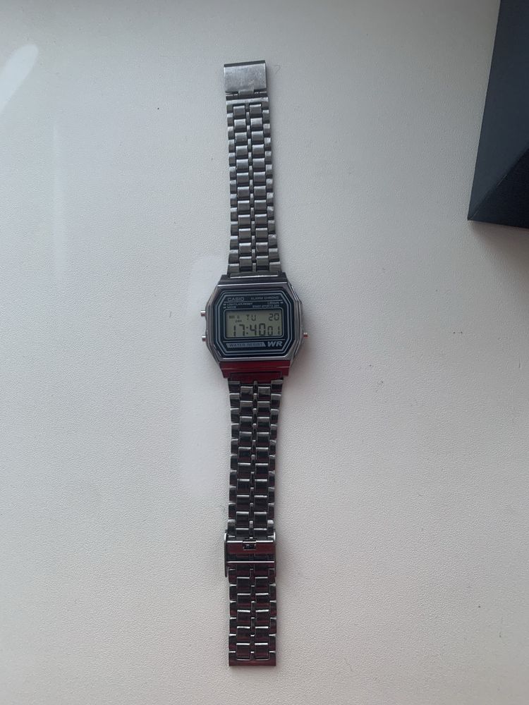 продам часы casio