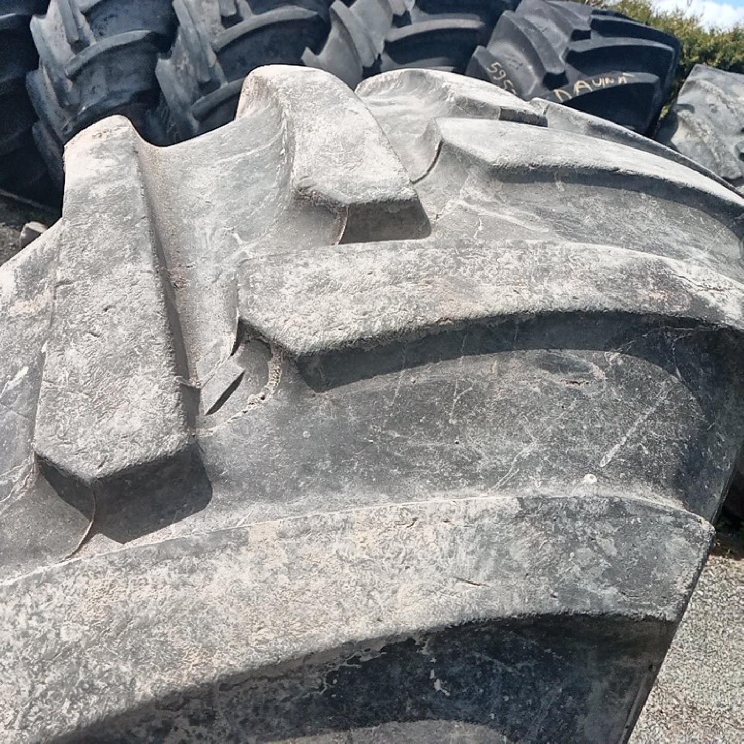 Cauciucuri 405/70R24 Continental Anvelope Tractor Second Hand