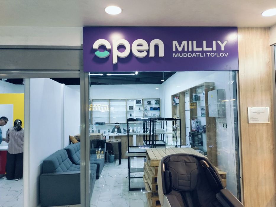 Tayor yangil vitrina