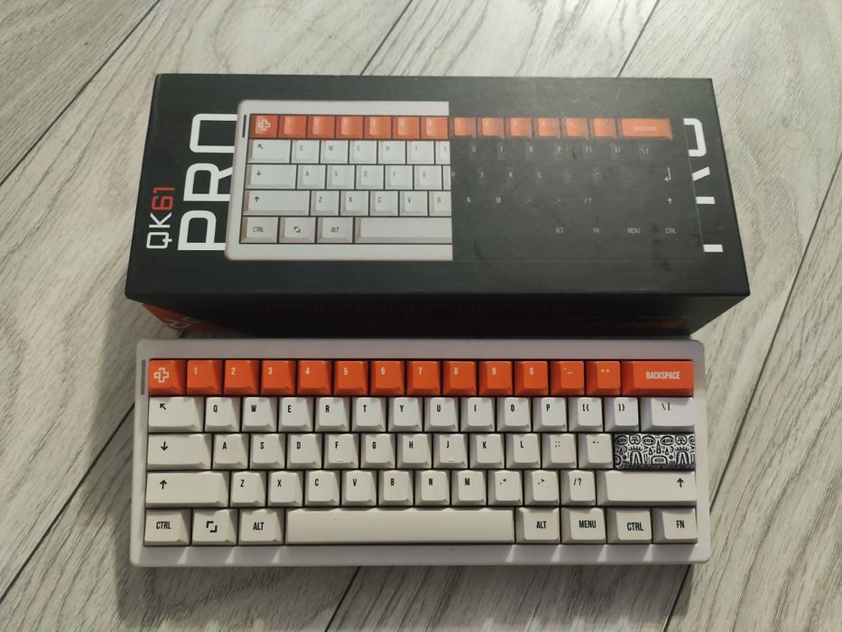 Tastatura Qwerty key 61 pro