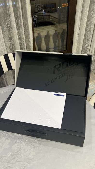 Продаётся ASUS ROG Zephyrus G14 GA401QM-211.ZG14 (Moonlight White) —