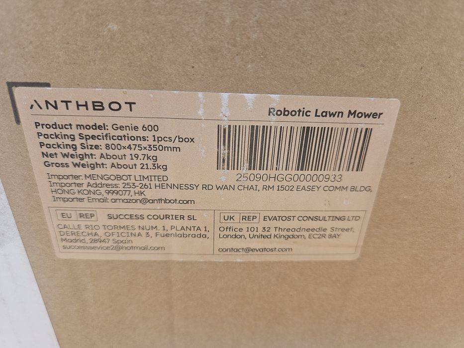 Robot de tuns iarba