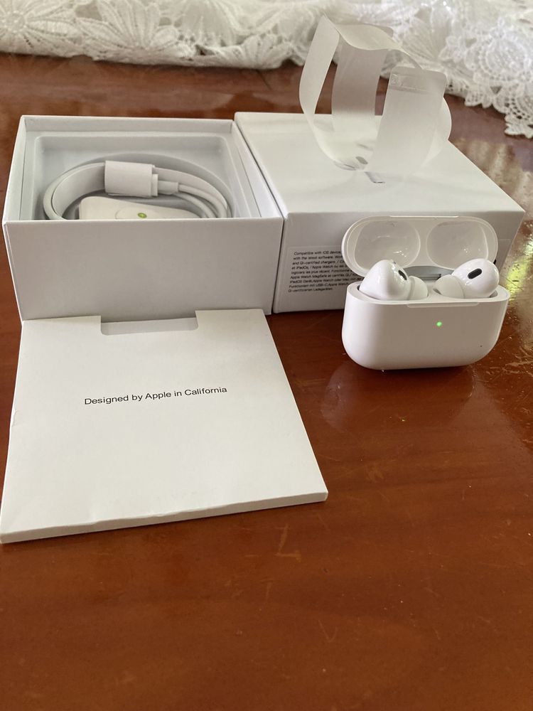 Vând castiil AirPods pro 2 Noii !!Originale