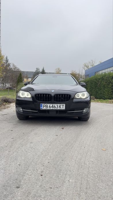 BMW F11 530d headup/360/softclose