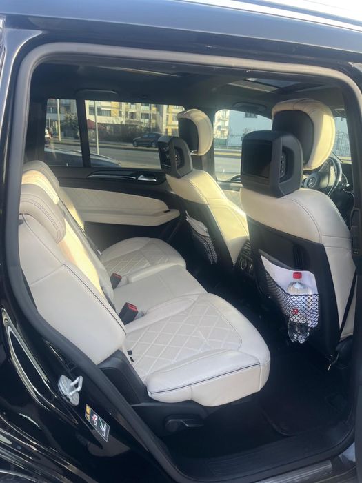 Vand GLS 350 4Matic, achizitionat si service full Mercercedes,
