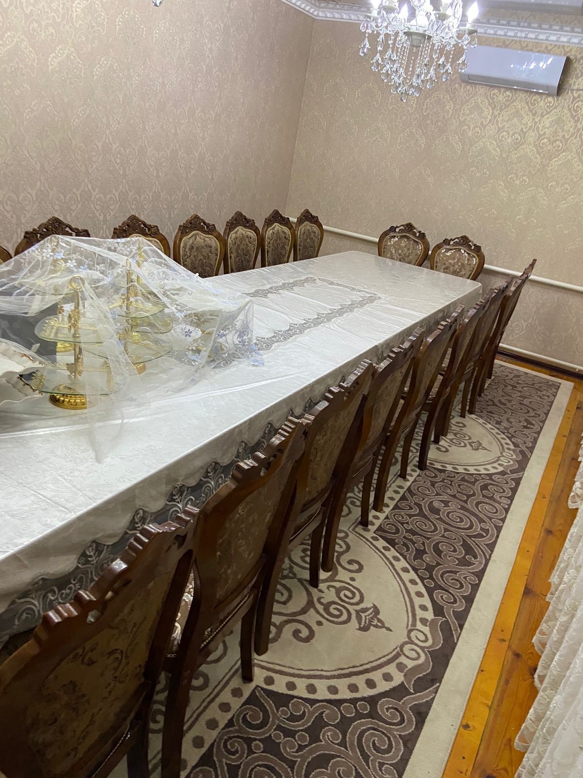 Стулья деревянные