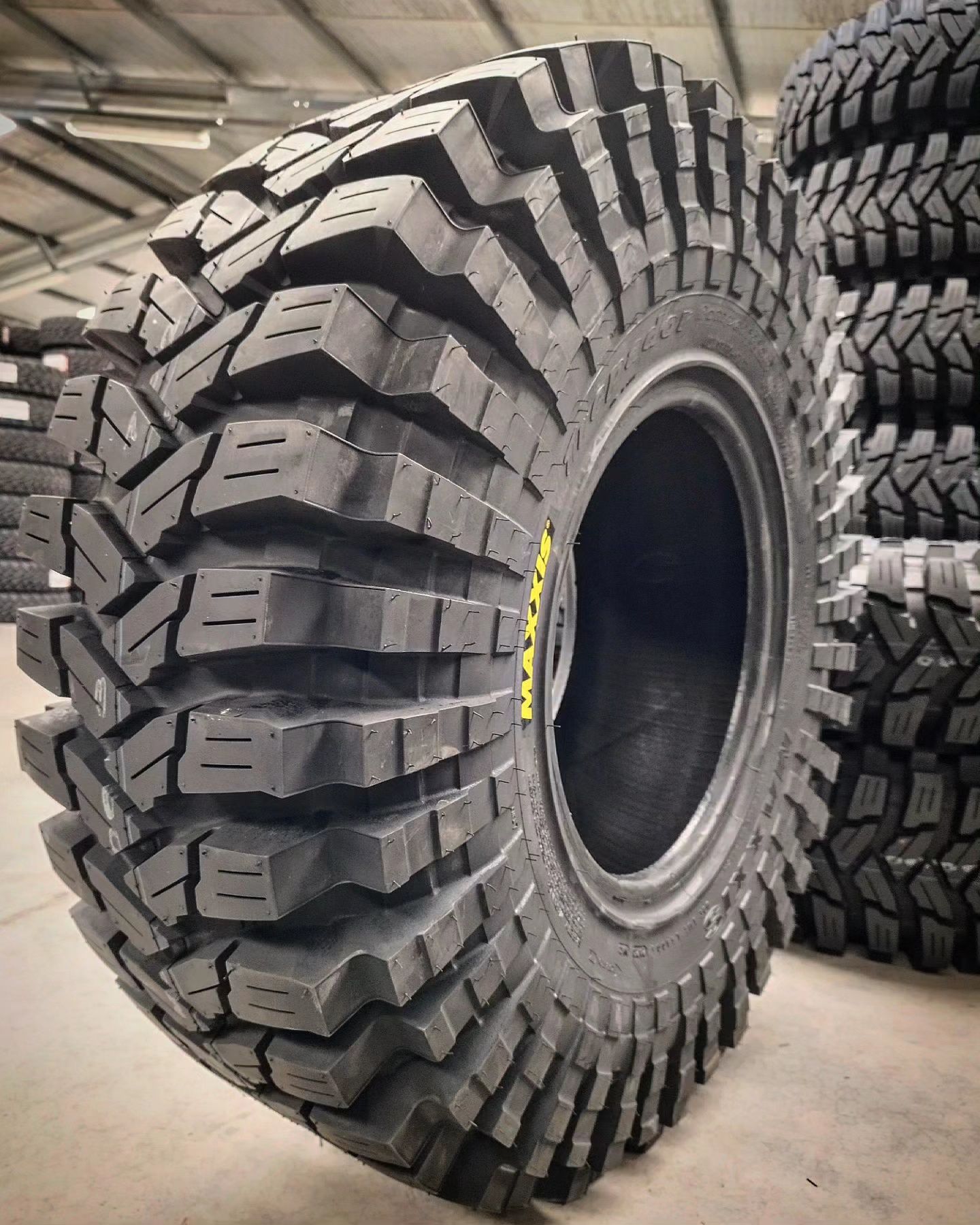 Гуми за джип Maxxis 40 × 13.50 R 17