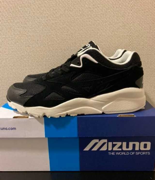 MIZUNO Sky Medal black, adidasi originali,masura 42,originali,sigilati