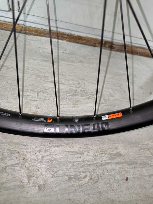 Комплект капли 27.5 Bontrager Line comp 12x148 и 15x110 Boost